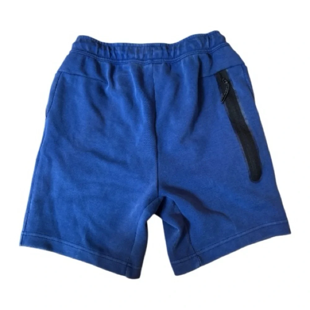 ⭐️ Nike Men's Blue Sweat Shorts ⭐️ - Picture 2 of 3